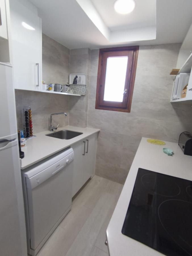 Albatros House Apartment L' Escala Екстериор снимка